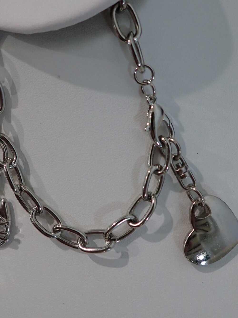 Silver Tone Chunky Link Chain Charm Bracelet Removable Heart & Cat Face Charms